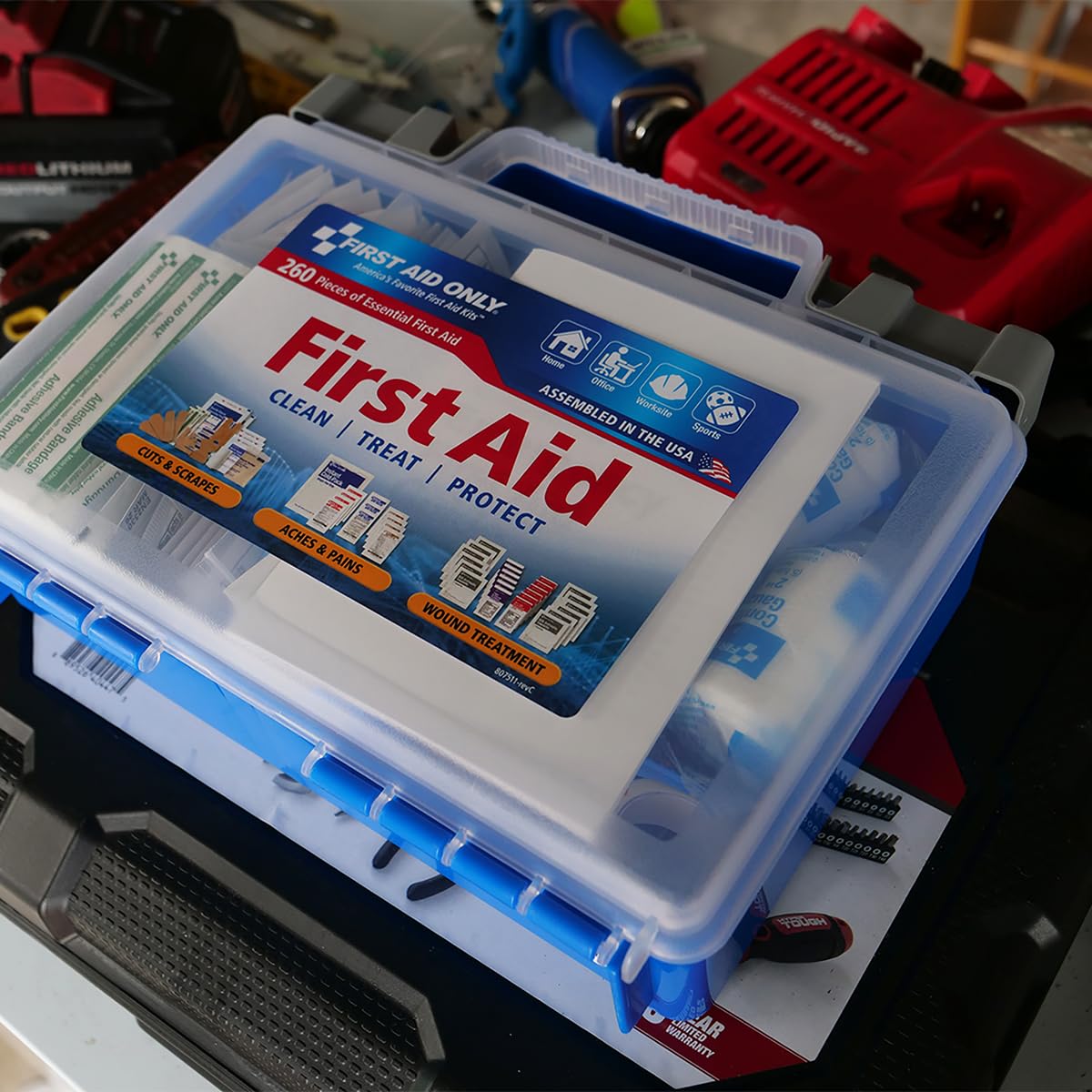 First Aid Only Clean Treat Protect, First Aid Kit, 260 Pieces