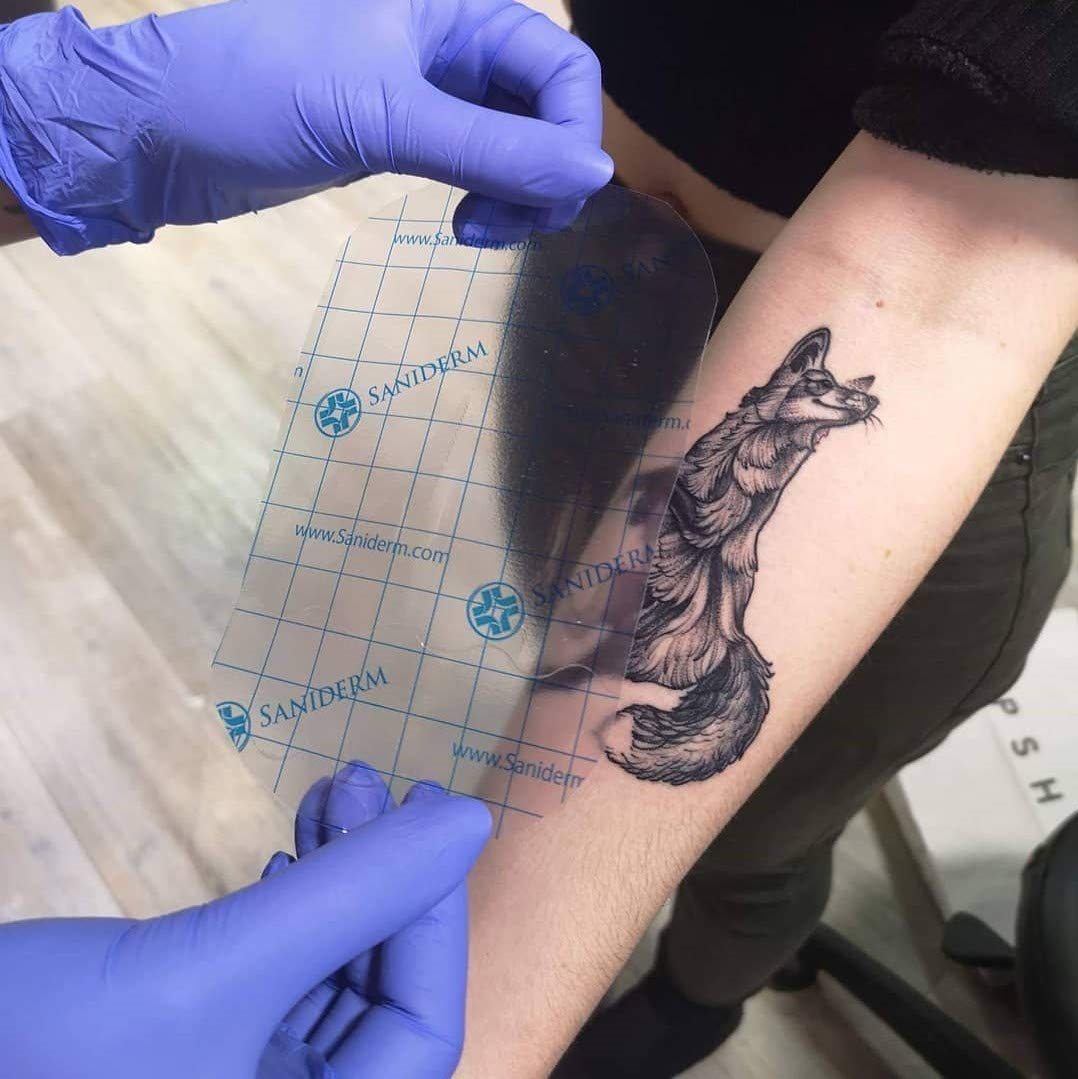 Saniderm Transparent Adhesive Bandage Tattoo Aftercare Wrap 10.2 in x 2 yd (26 cm x 1.8 m) Protect and Heal Your Tattoo