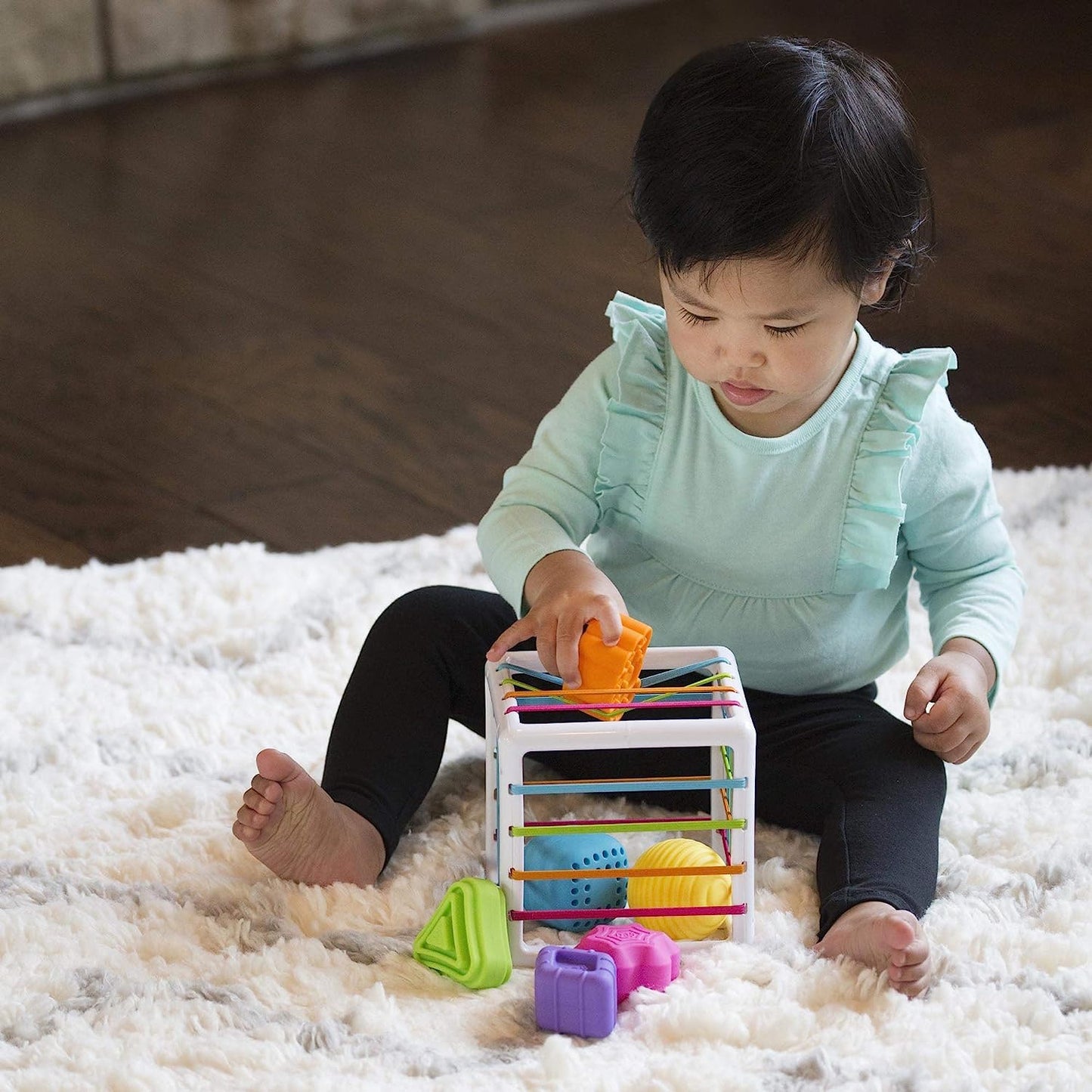 Fat Brain Toy Co. Inny Bin Sensory Shape-Learning Toy For Baby