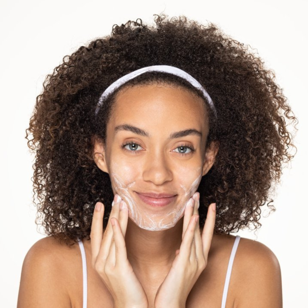 Neutrogena Deep Clean Facial Cleanser Normal To Oily Skin 6.7 fl oz / 200ml