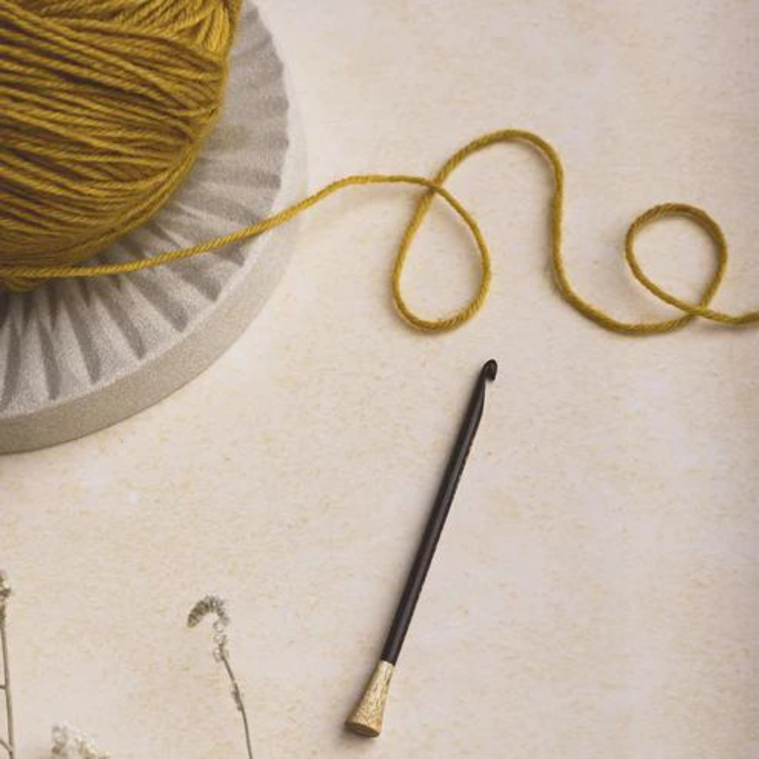 The Lantern Moon Ebony Wood Repair Hook Size 3 (3.25mm) 350621