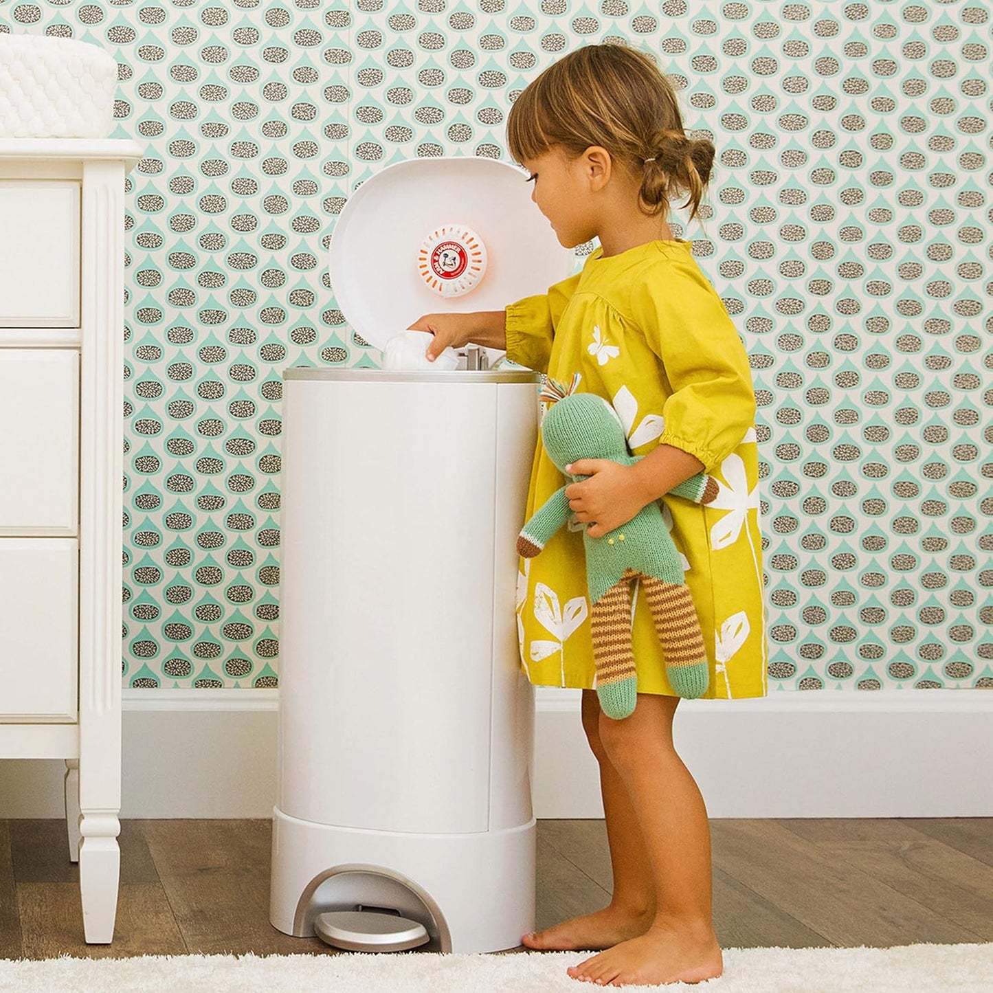 Munchkin 7-Later Odor Control Diaper Pail Refill Lavender Scent (20 Refills, 600 Diapers)