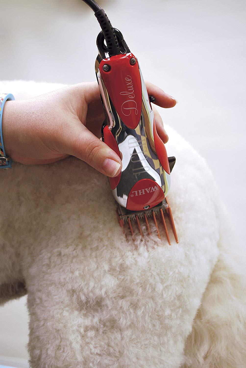 Wahl Professional Animal Deluxe U-Clip Pet Clipper and Grooming Kit (#9484-300)