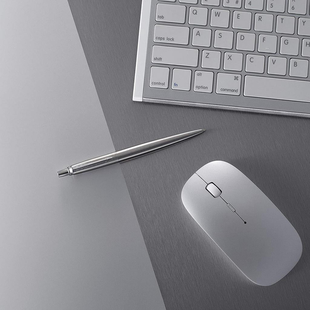 Parker 1953170 Jotter Ballpoint Pen, Stainless Steel w/ Chrome Trim, Medium Point Blue Ink, Gift Box