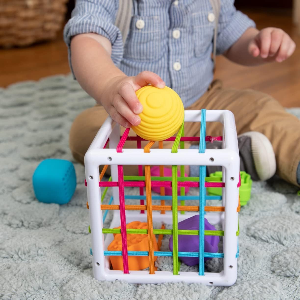 Fat Brain Toy Co. Inny Bin Sensory Shape-Learning Toy For Baby