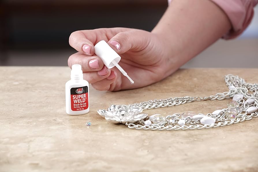 JB Weld SuperWeld Brush On Cap Super Glue 0.021oz / 6g (33106)