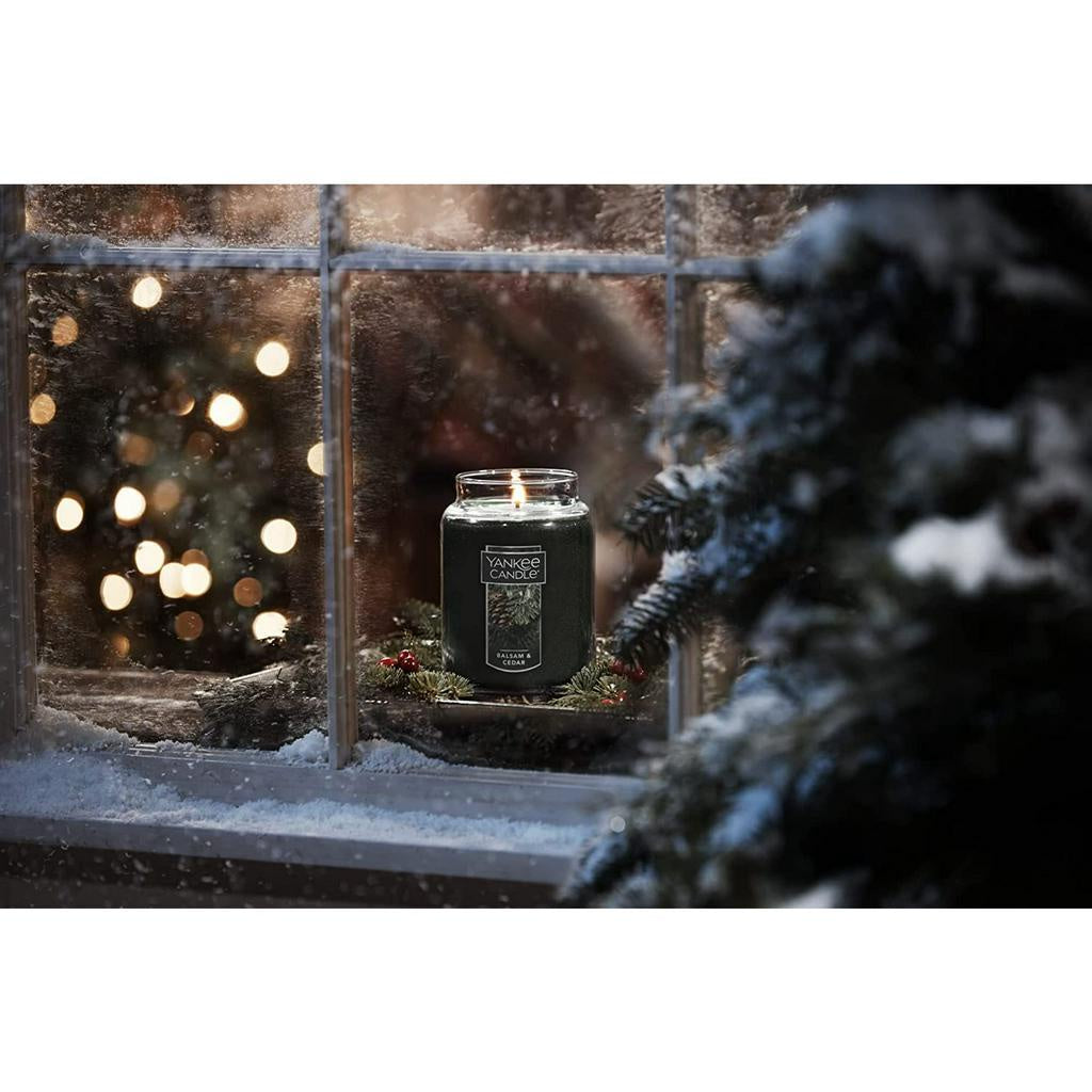 Yankee Candle Balsam & Cedar Scented Large Jar Single Wick Candle - 623g
