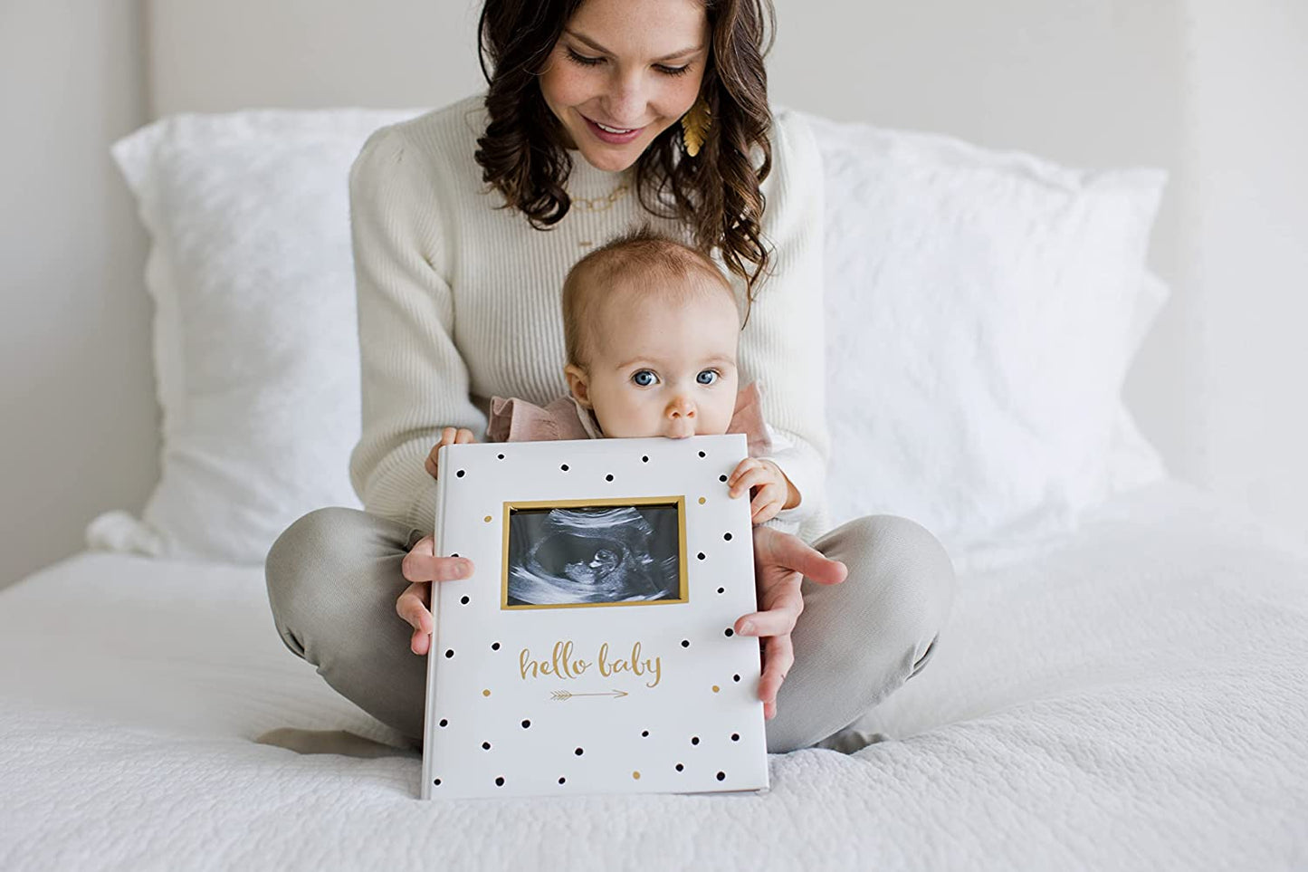 Baby Book Pearhead Hello Baby (Polka Dots)