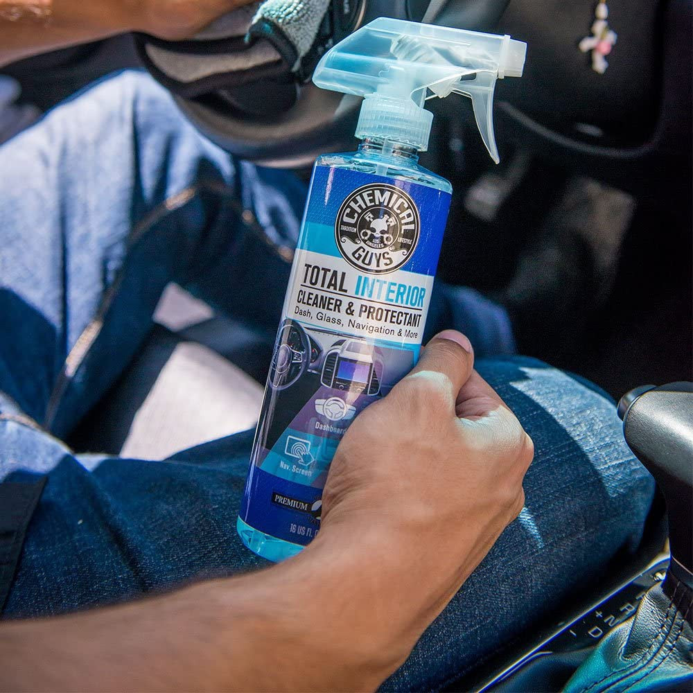 Chemical Guys Total Interior Cleaner & Protectant, 16 fl.oz / 473ml (PACKAGING MAY VARY)