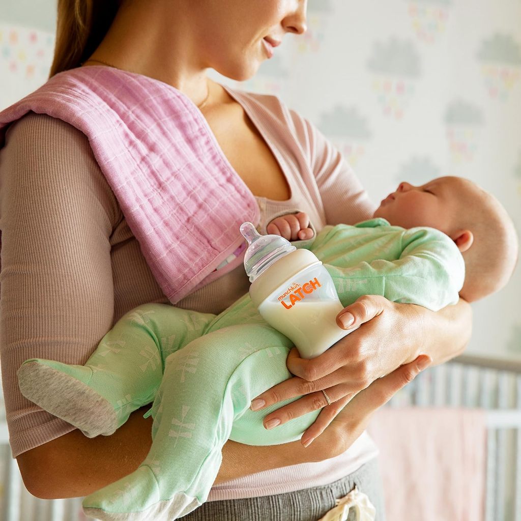 Munchkin Latch Anti-Colic Valve Baby Bottle White 8 Ounce