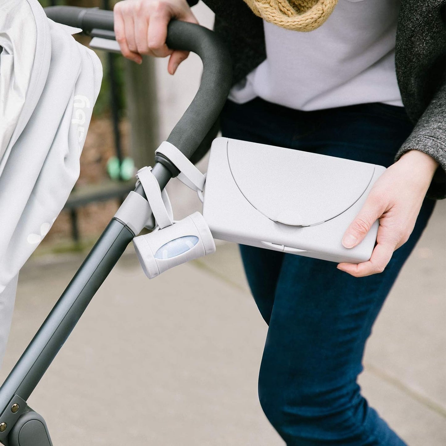 Ubbi On The Go Gray Bag Dispenser and Waste Disposal Bags Refill (Lavender Scented)