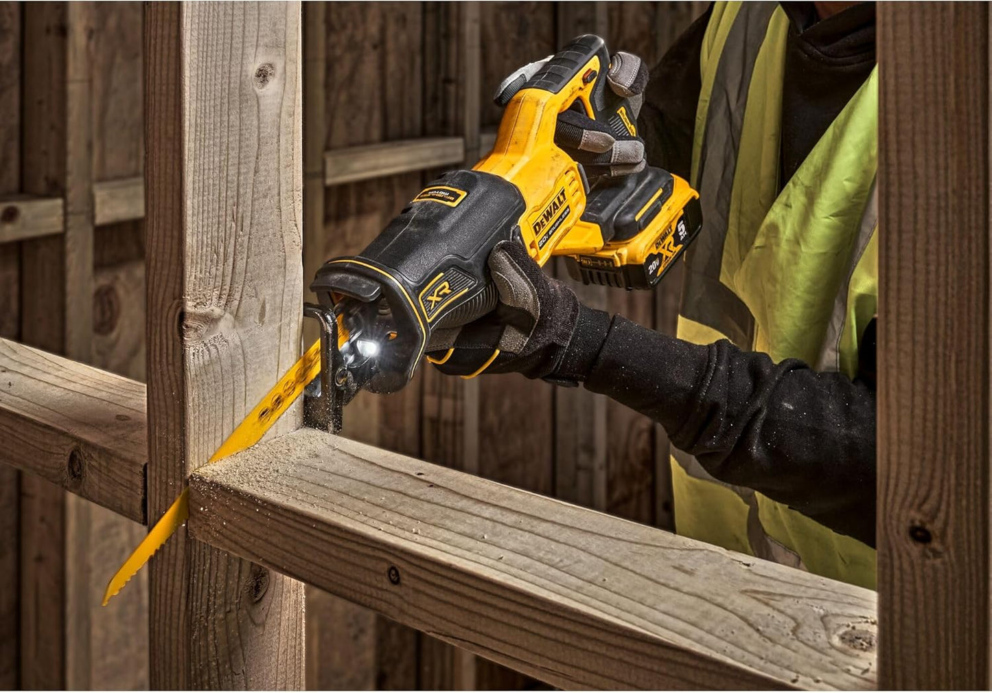 DEWALT Compact Brushless Reciprocating Saw 20V Max DCS382B (Tool Only)