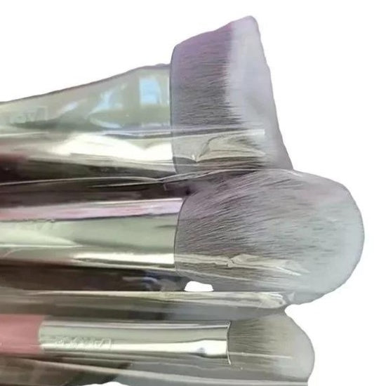 L a r u c e Beauty with Serviced by E Limited Pouch 3-Piece Contour Brush Set