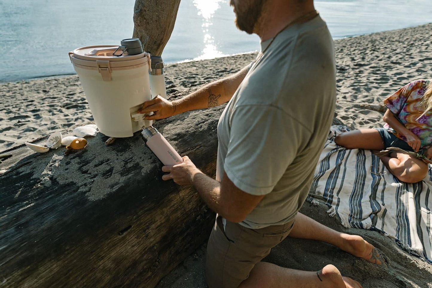 Stanley The Quick Flip GO Bottle, Blush 24 Oz / 709ml