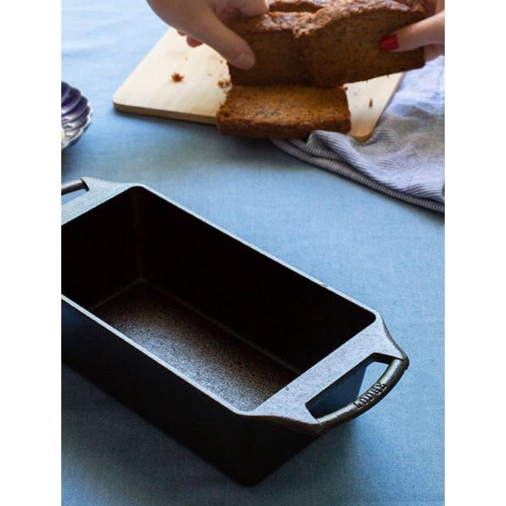 Lodge Cast Iron Loaf Pan 8.5 X 4.5, ( Black )