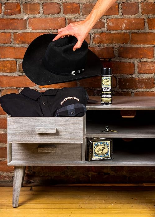 Bickmore Foaming Dark Hat Cleaner 5.5 oz / 156g