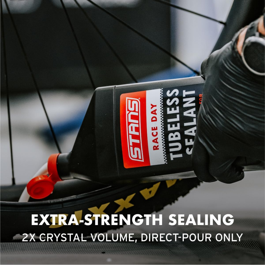Stans Race Day Tubeless Tire Sealant, 1000 ml / 33.81 oz