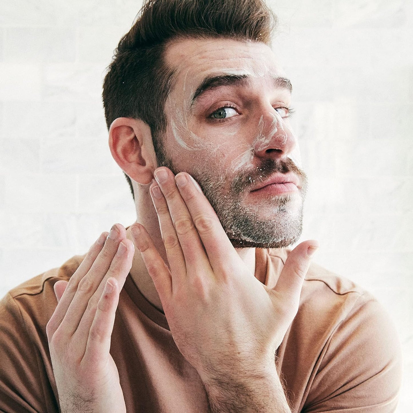 Brickell Purifying Charcoal Face Wash with Aloe Vera, Vitamin E, & Antioxidants Nettoyant Charbon Purifant 8oz / 237ml