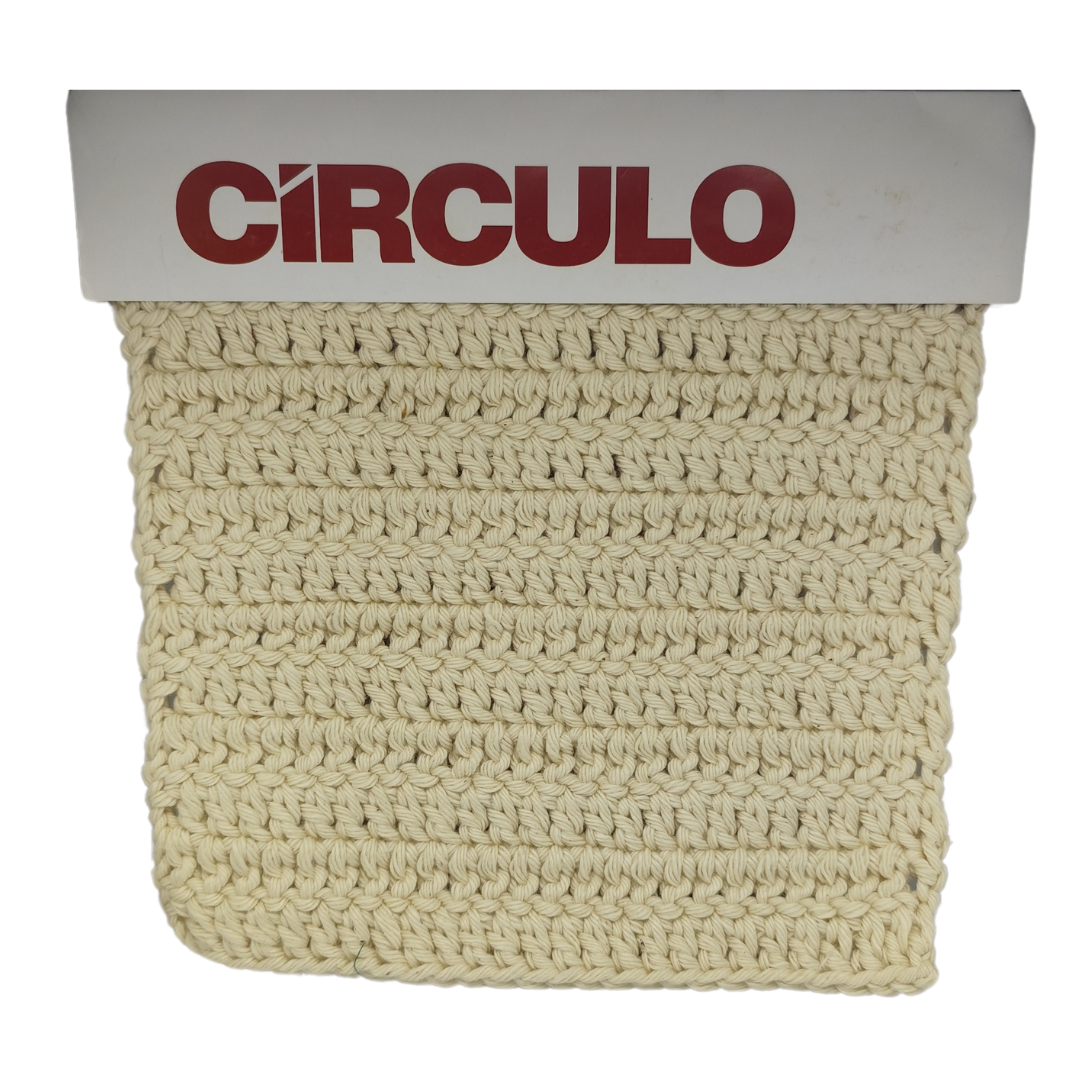 Circulo Barroco Natural Code Knitting Pattern Sample