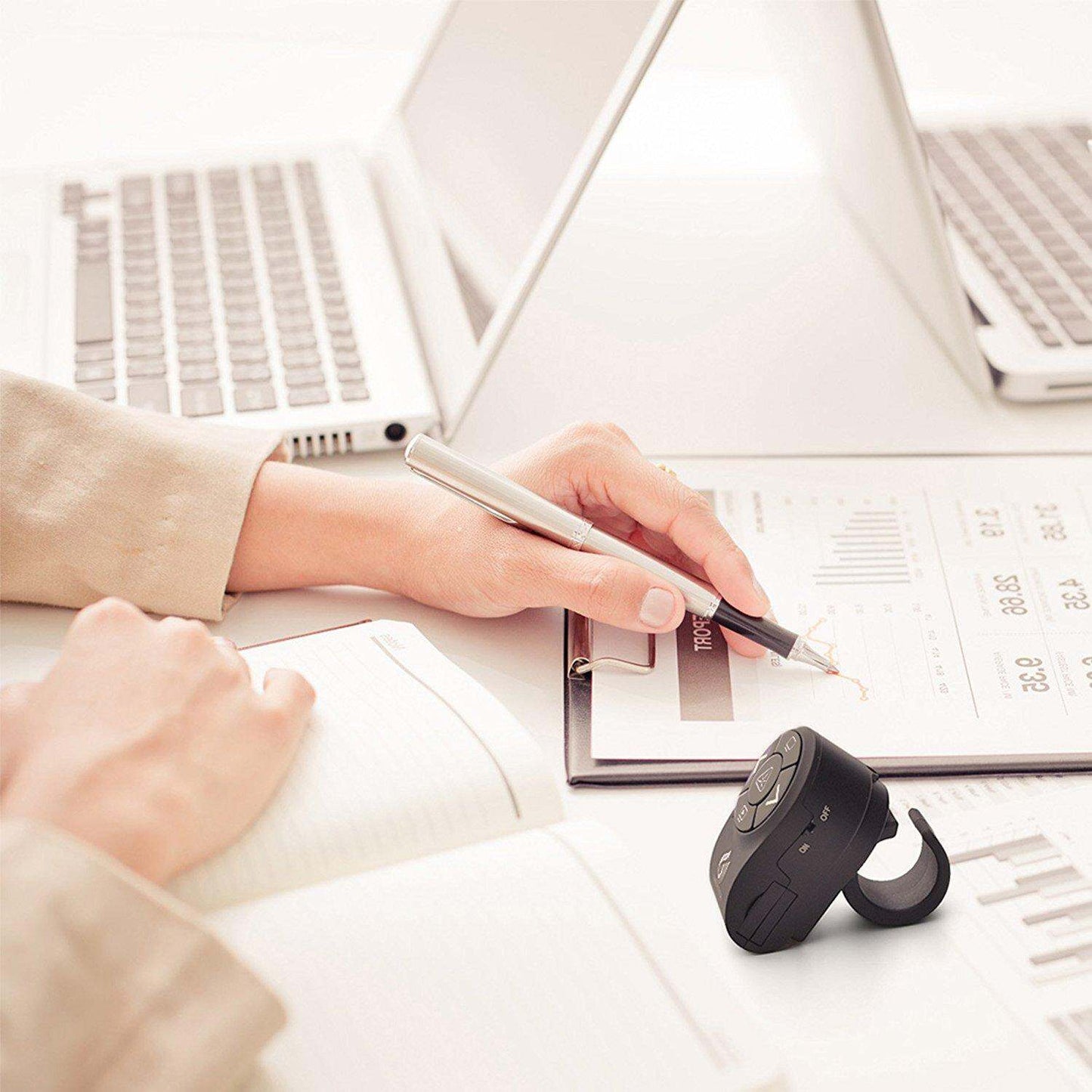 AMERTEER Wireless Presenter RF 2.4GHz Presentation Laser Pointer Finger Ring Remote Clicker Pen Rechargeable