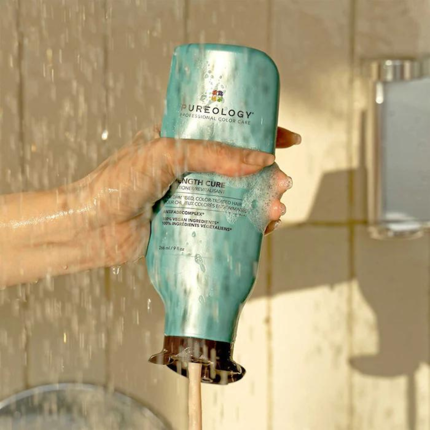 Pureology Professional Color Care Strength Cure Conditioner / Revitalisant