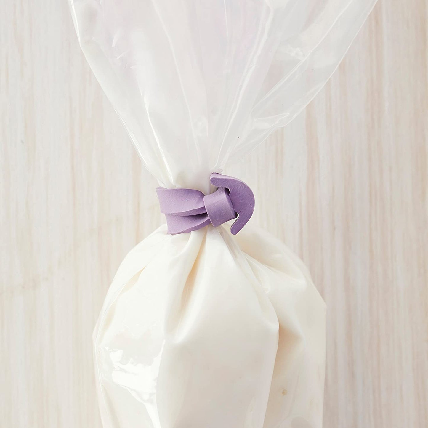 Wilton Icing Decorating Bag Ties, 12 Counts