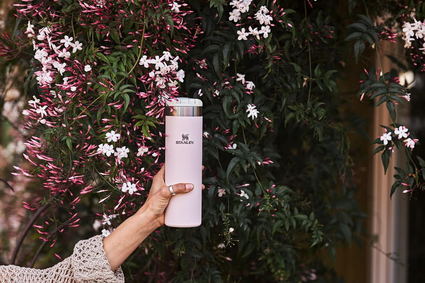 Stanley AeroLight Transit Bottle, Rose Quartz Glimmer 20 OZ