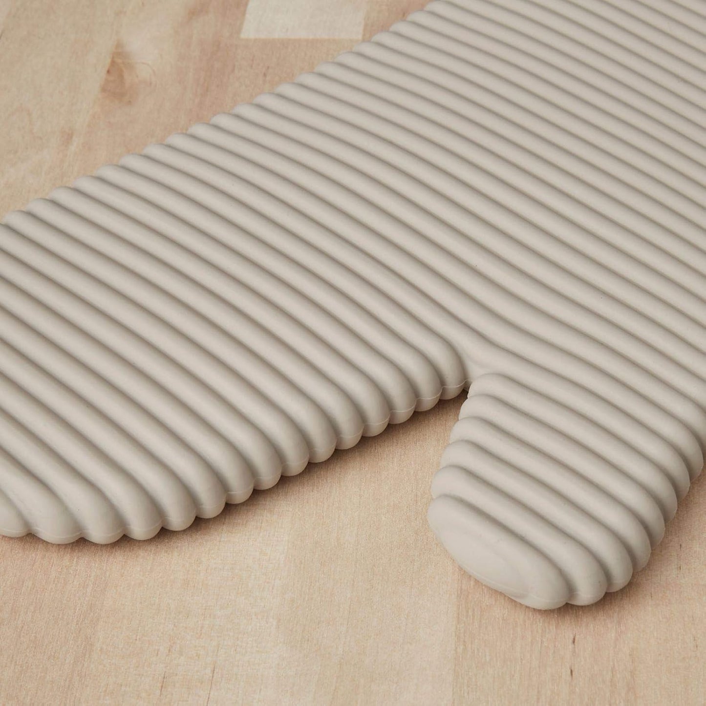 KitchenAid Ribbed Soft Silicone Oven Mitt Set, 7.5 X 13, Milkshake Tan 2 Pack