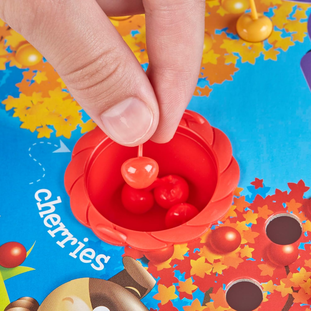 Hasbro HiHo Cherry-O Counting Board Game, 3+
