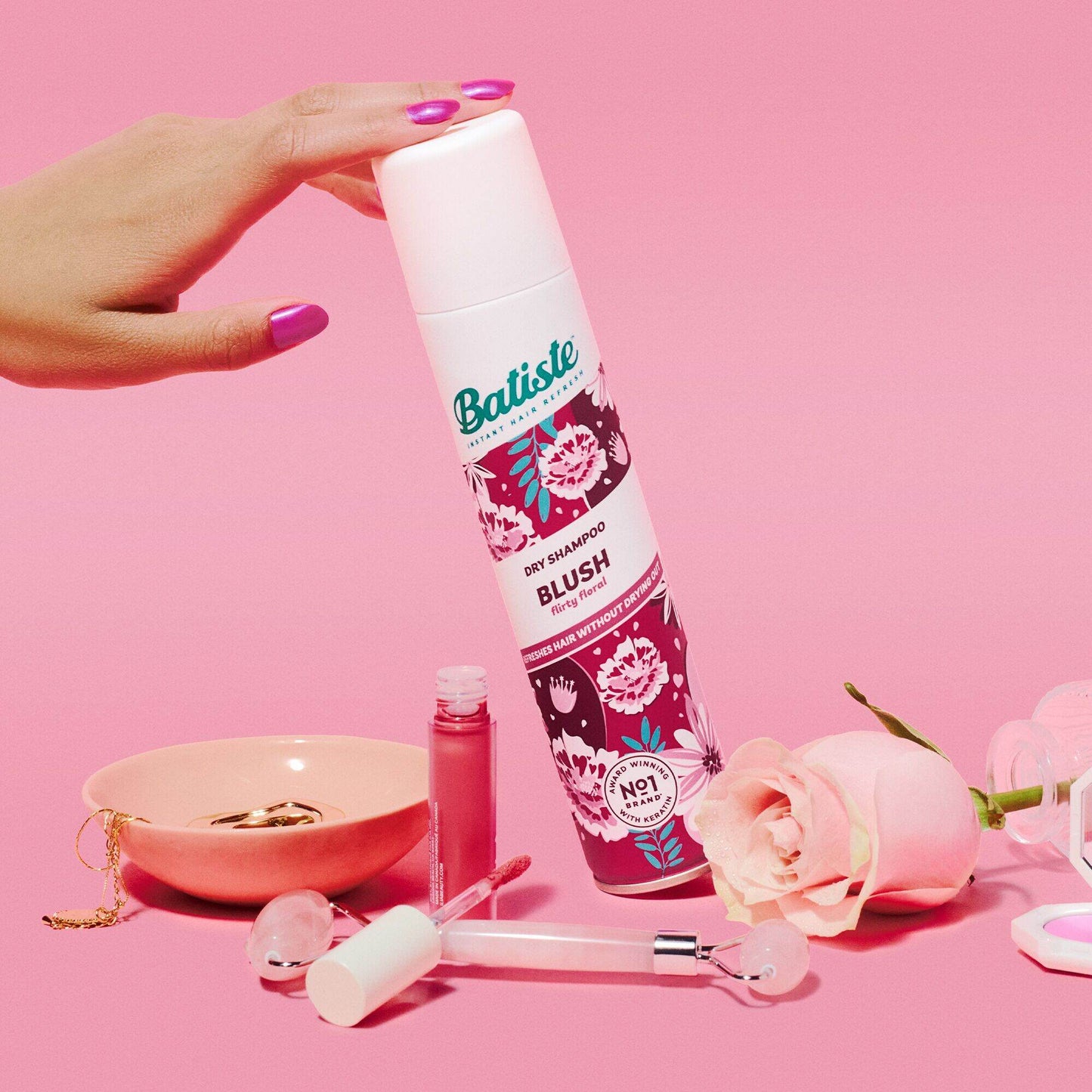Batiste Dry Shampoo Blush Flirty Floral, 200 ml / 120 g