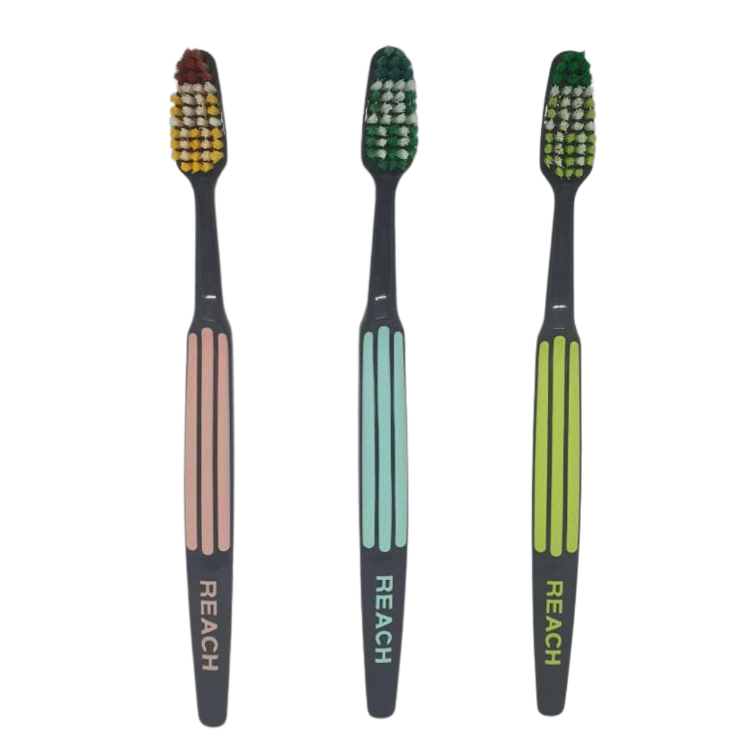 REACH Firm toothbrush 1 PIECE (RANDOM COLOR)
