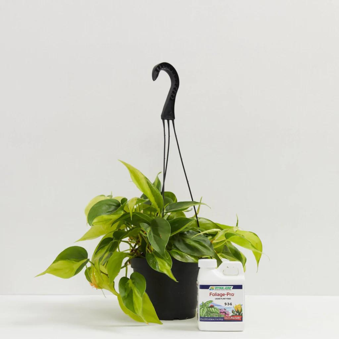 Dyna-Gro Foliage - Pro Liquid Plant Food 9-3-6, 32 oz.