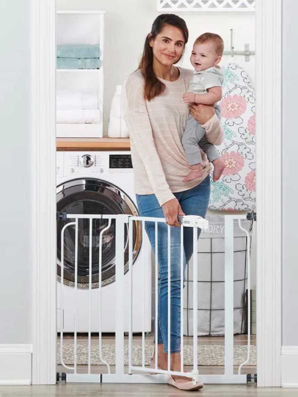 Regalo Walk Thru Baby Gate 38.5 Inch Wide (Includes 6 Inch Extension Kit, Pressure Mount Kit, Wall Cups)