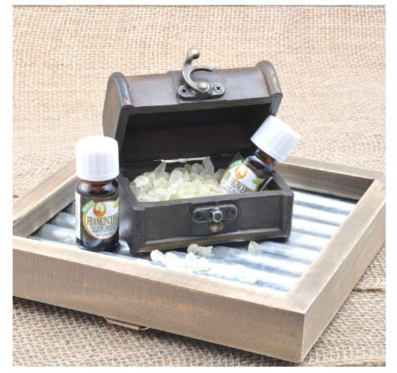 Serrata Frankincense, 100% Pure Therapeutic Grade Essential Oil (.33 fl.oz / 10 ml)