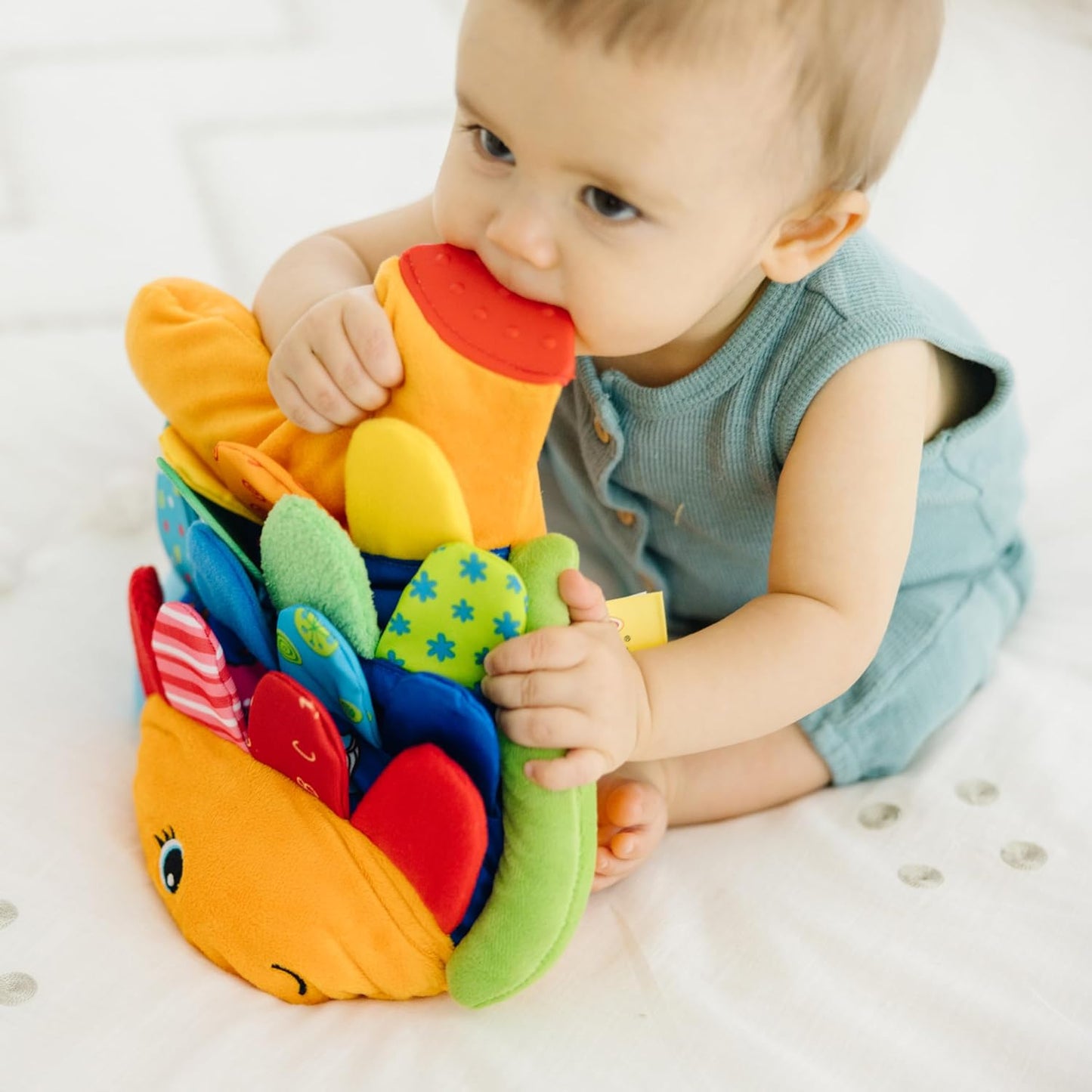 Melissa & Doug Flip Fish Crinkling, Squeaking, Multi-Textured Soft Toy