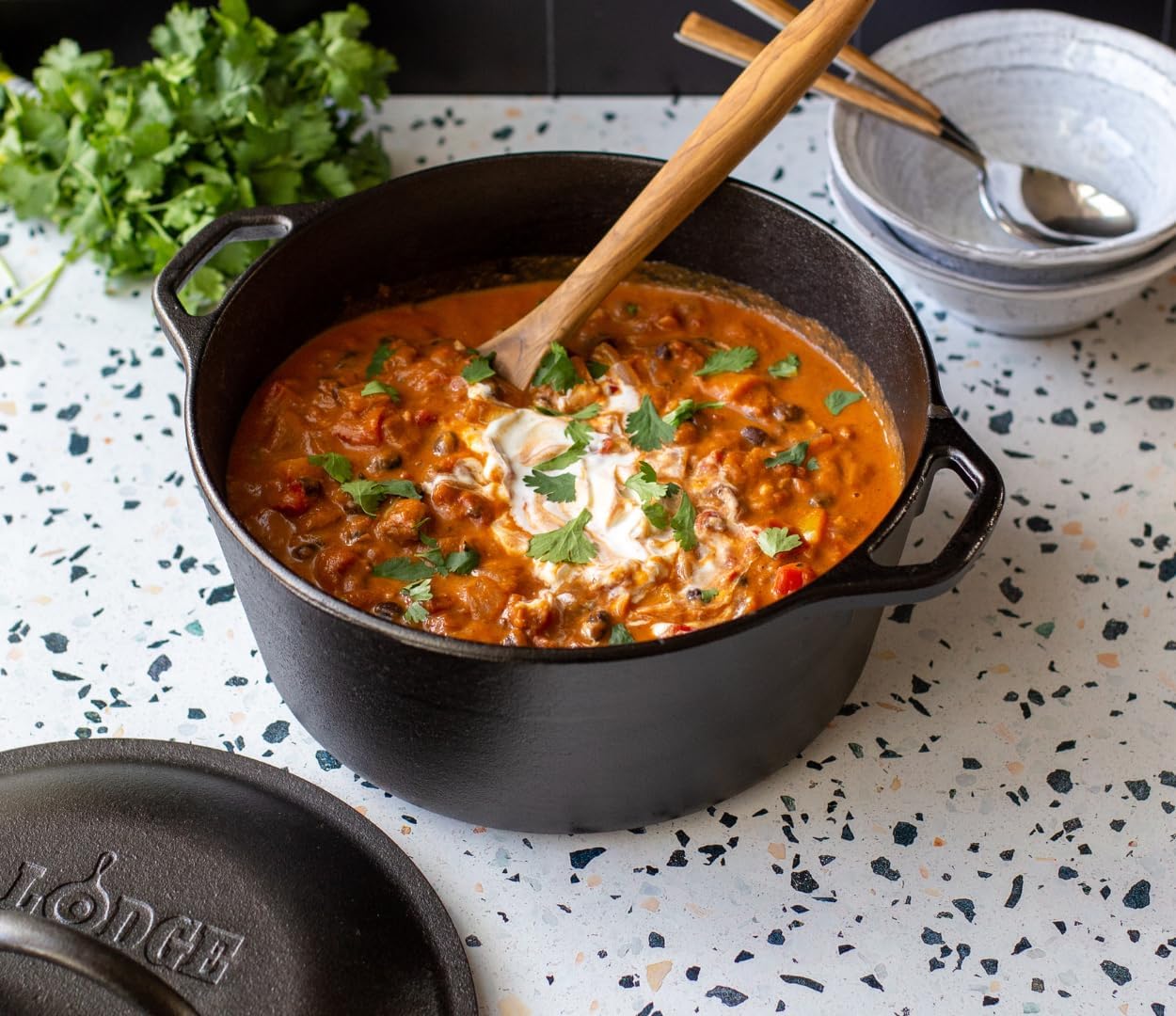 LODGE 5 Piece Cast Iron Set, 10.5" Griddle, 8" Skillet, 10.25" Skillet, 10.25" Dutch Oven, and 10.25" Lid
