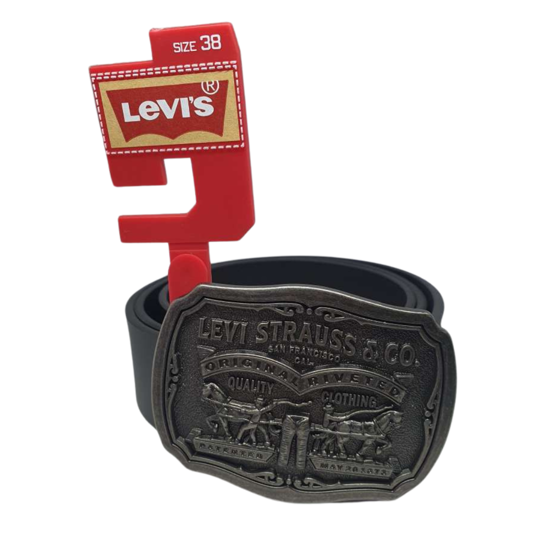 Levi's Men's Leather Belt With Plaque Buckle - Midnight Black Small