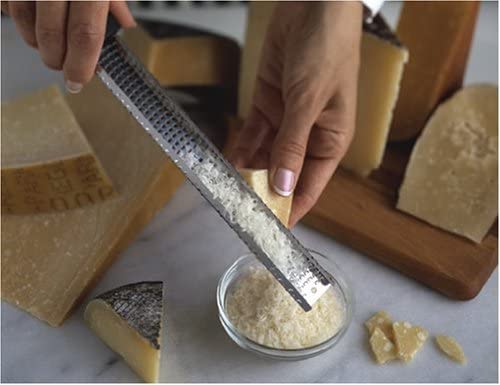 Microplane Classic Series Zester & Grater, Black