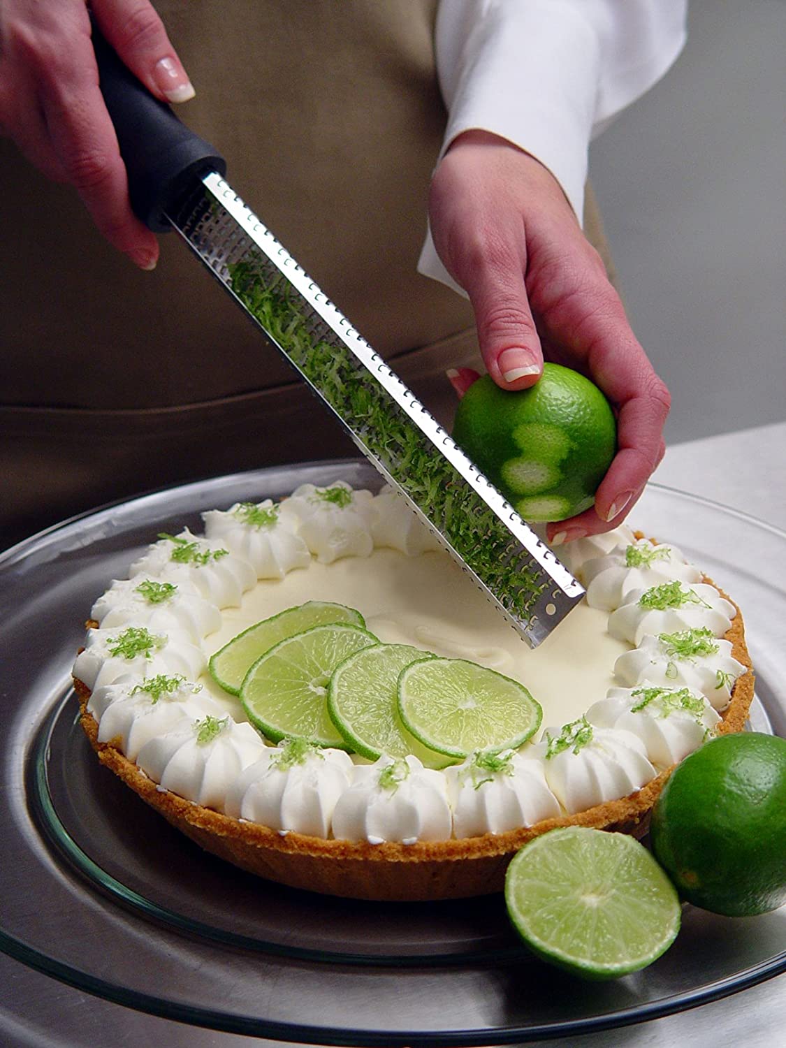 Microplane Classic Series Zester & Grater, Black