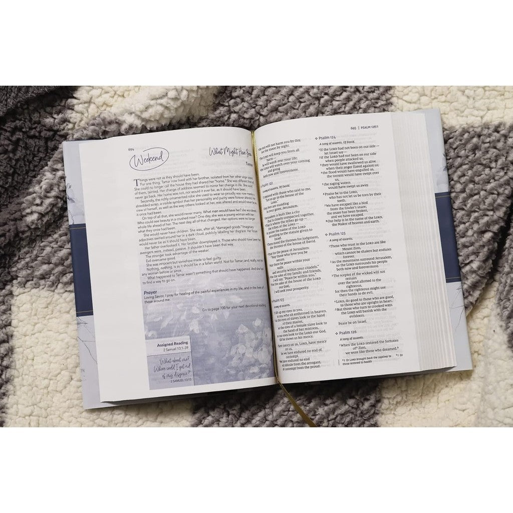 NIV Women's Devotional Bible