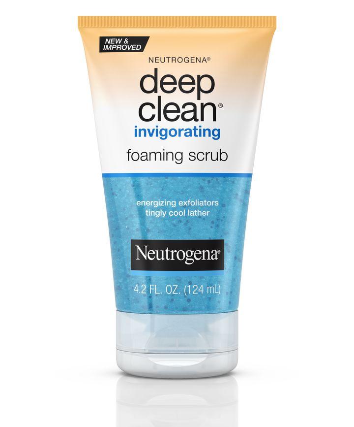 Neutrogena Deep Clean Invigorating Foaming Scrub 124ml
